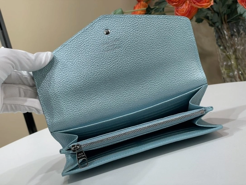 LV Wallets 4365A-0300