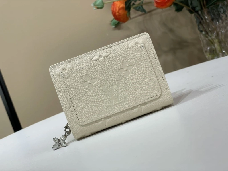 LV Wallets 4365A-0311