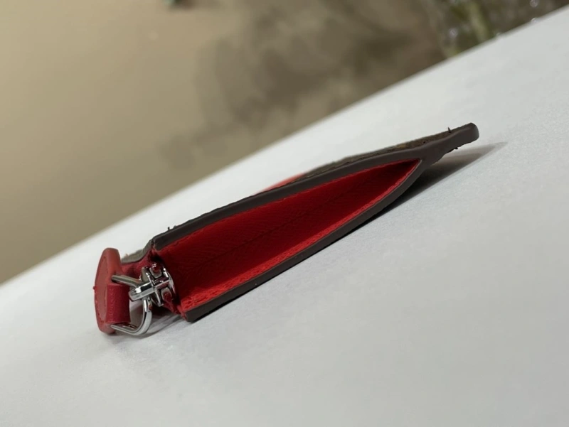 LV Wallets 4365A-0323