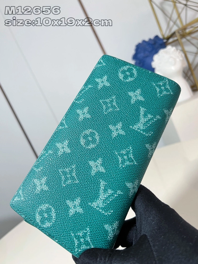 LV Wallets 4365A-0334