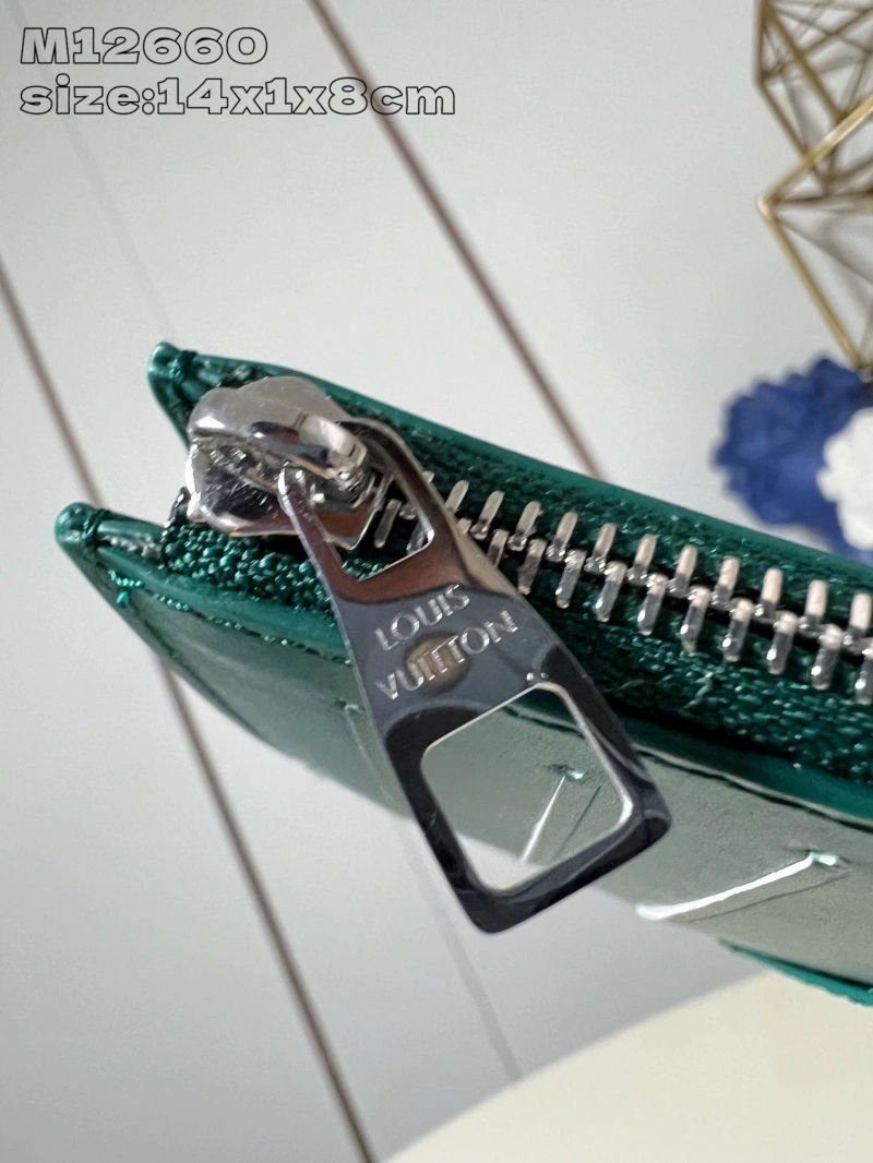 LV Wallets 4365A-0336