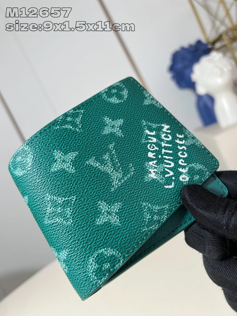 LV Wallets 4365A-0338