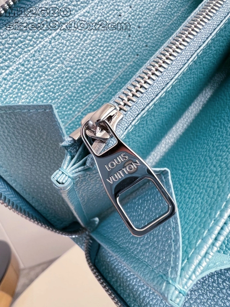 LV Wallets 4365A-0342