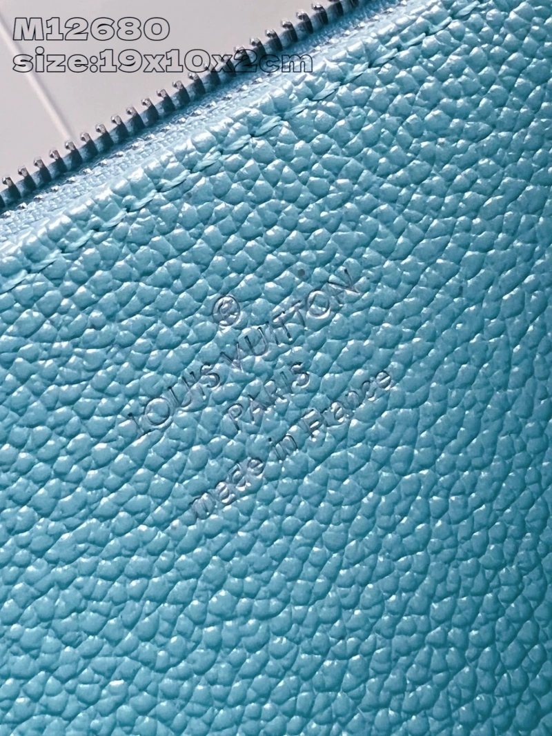 LV Wallets 4365A-0342