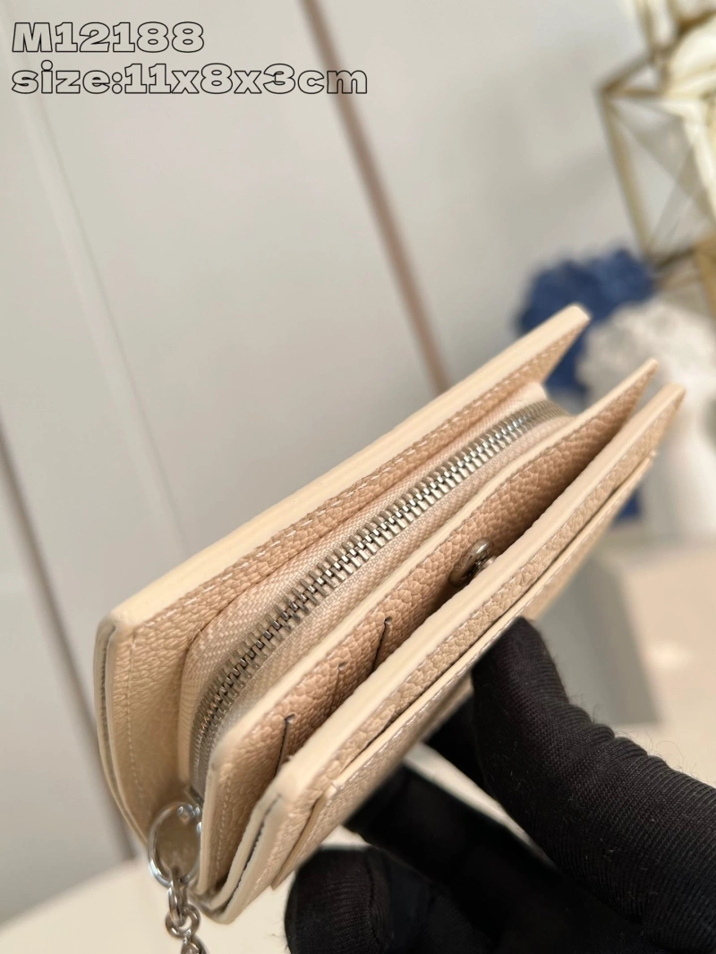 LV Wallets 4365A-0373