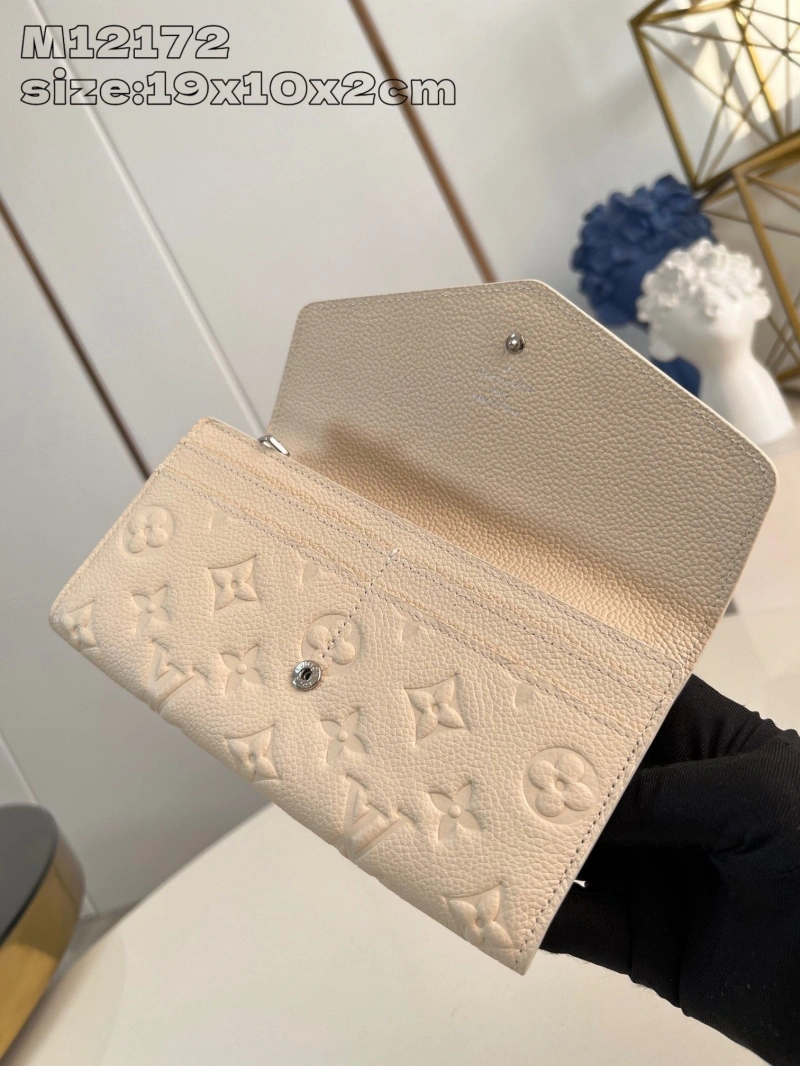 LV Wallets 4365A-0379