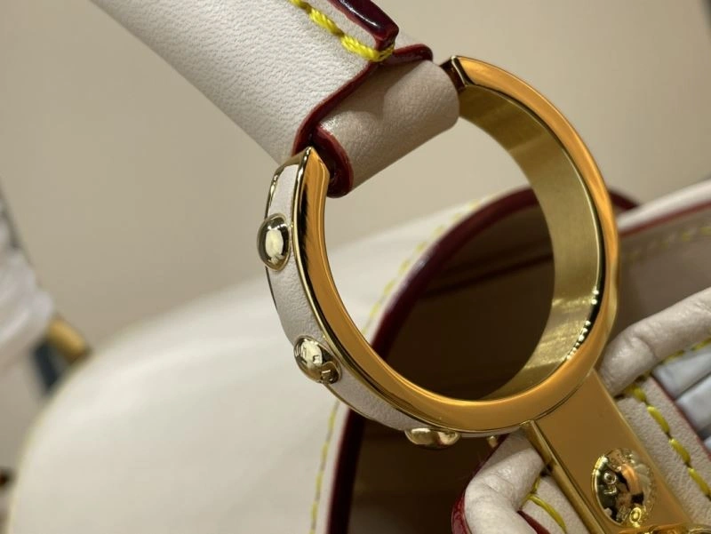 LV Capucines Bags 4365F-0007