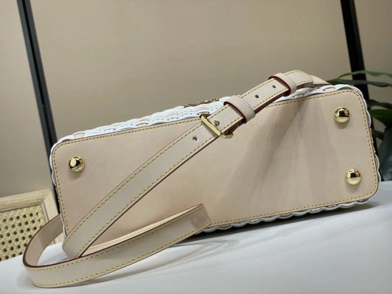 LV Capucines Bags 4365F-0008