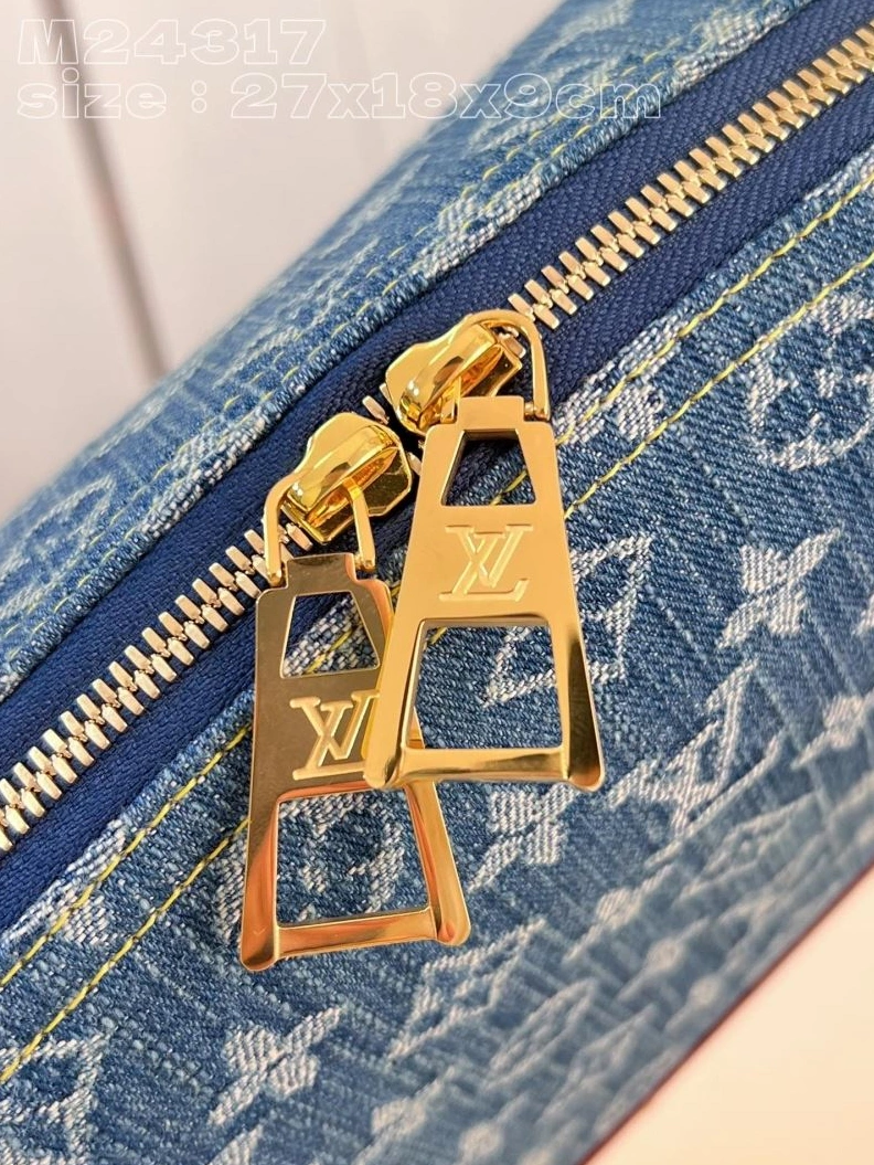 LV Clutch Bags 4365F-0272