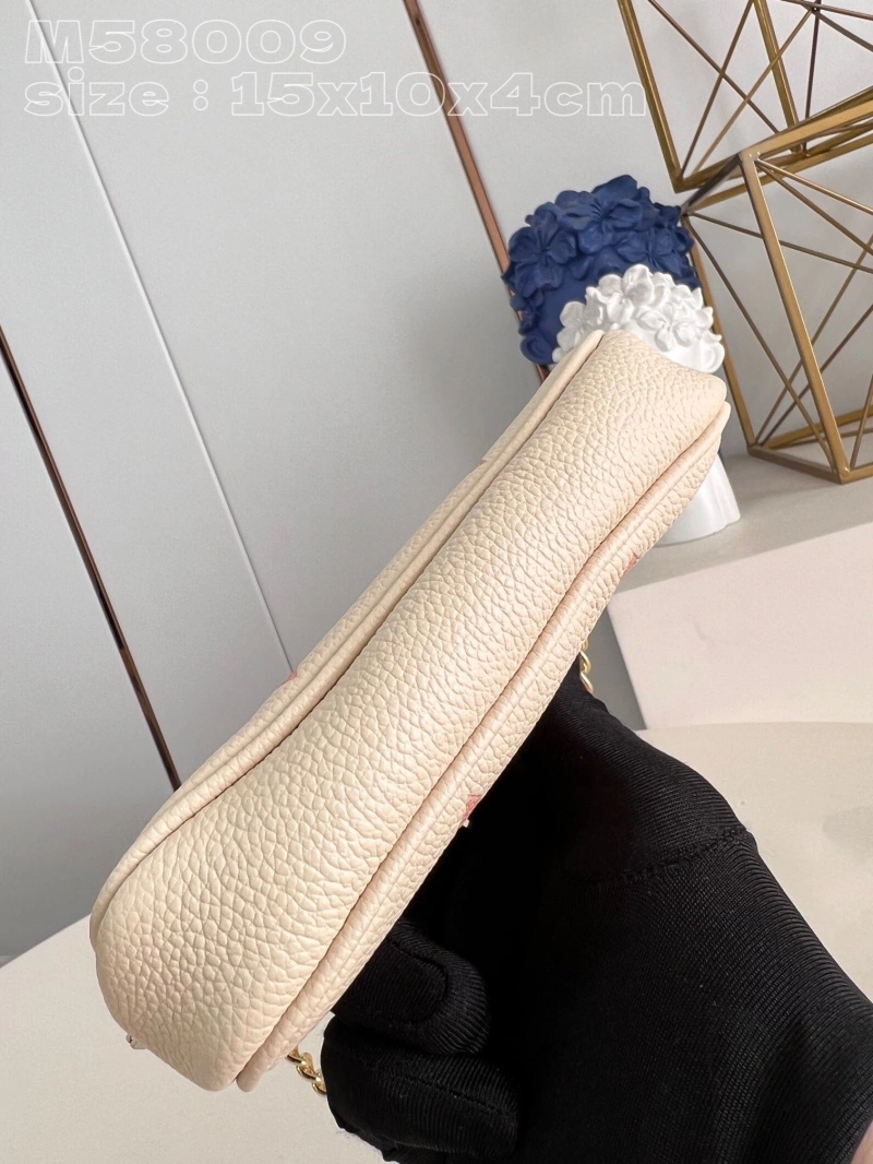 LV Clutch Bags 4365G-0075