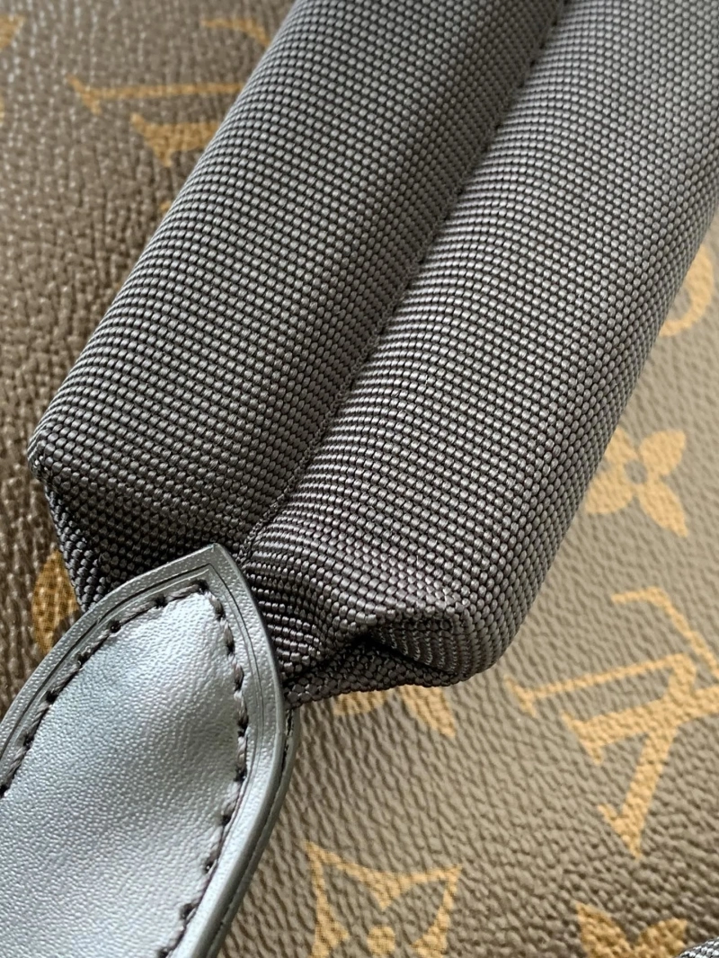 LV Backpacks 4365G-0148