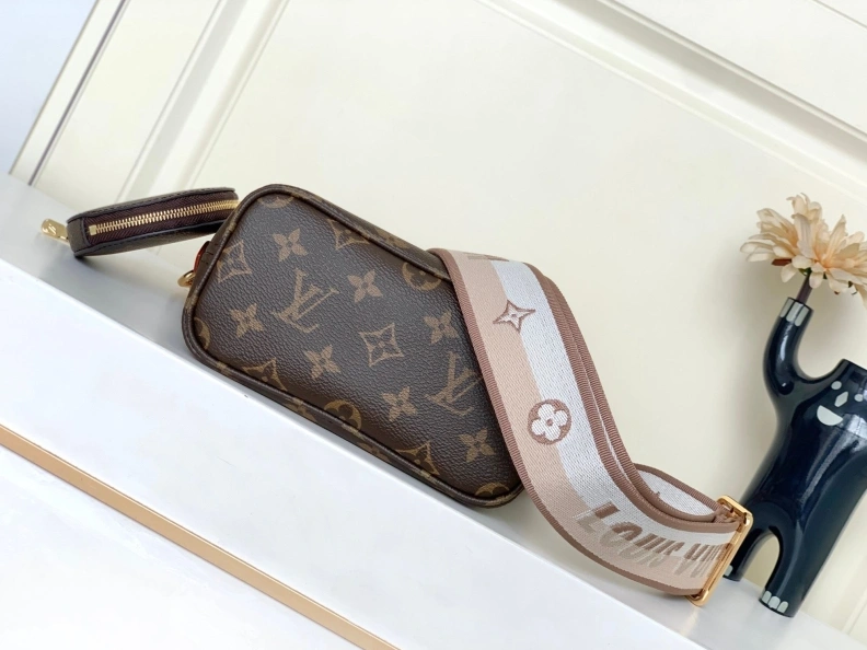 LV Shopping Bags 4365G-0159