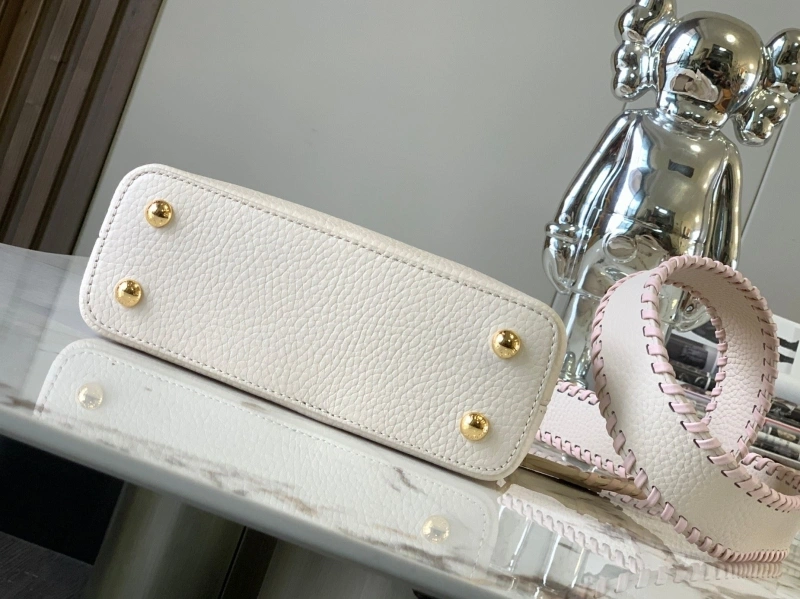 LV Capucines Bags 4365H-0029