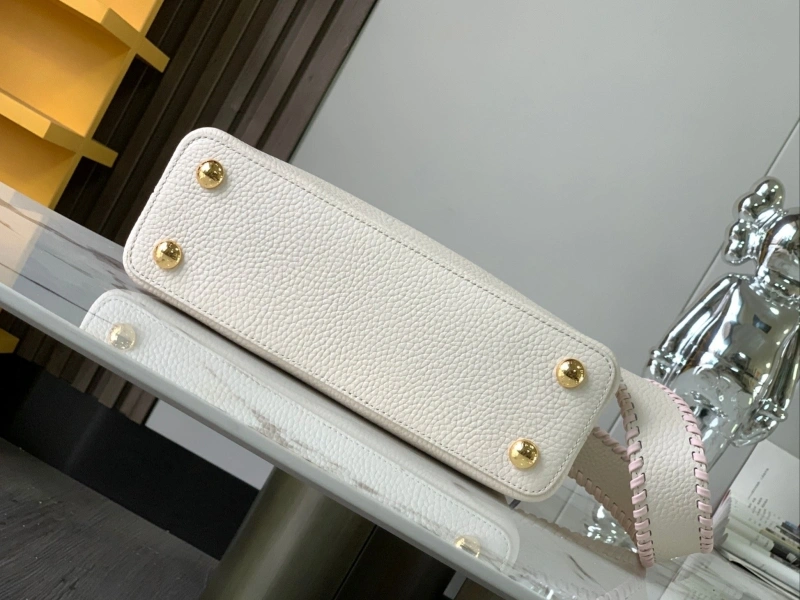 LV Capucines Bags 4365H-0031