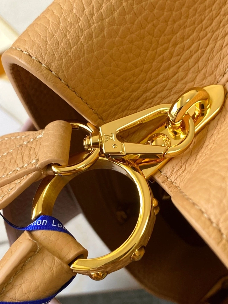 LV Capucines Bags 4365H-0076