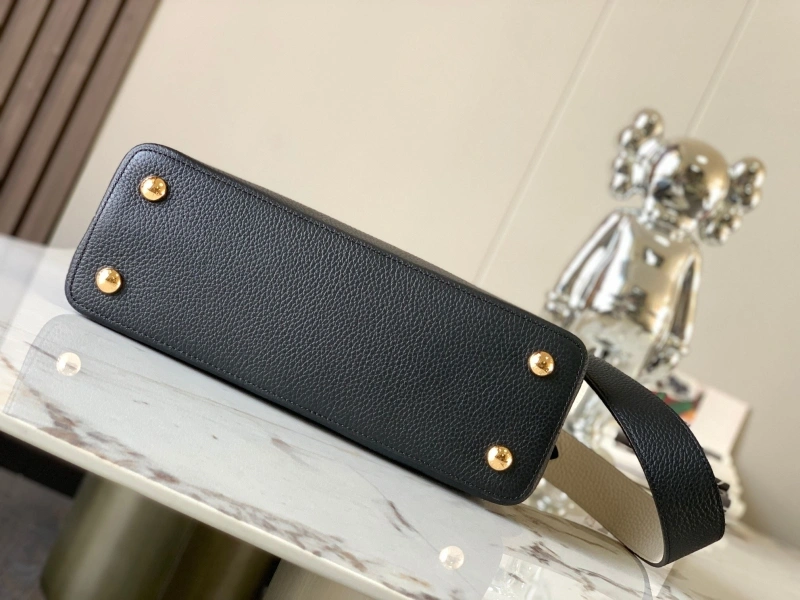 LV Capucines Bags 4365H-0079