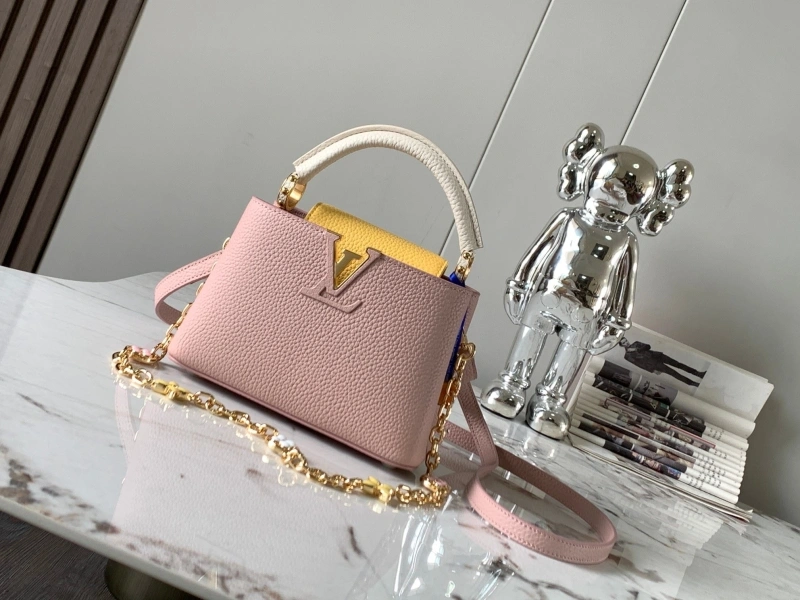 LV Capucines Bags 4365H-0082