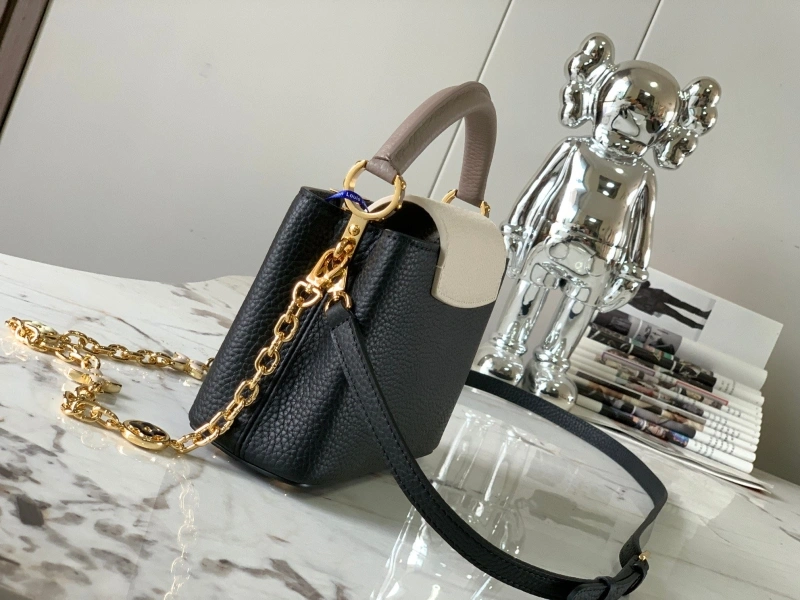 LV Capucines Bags 4365H-0085