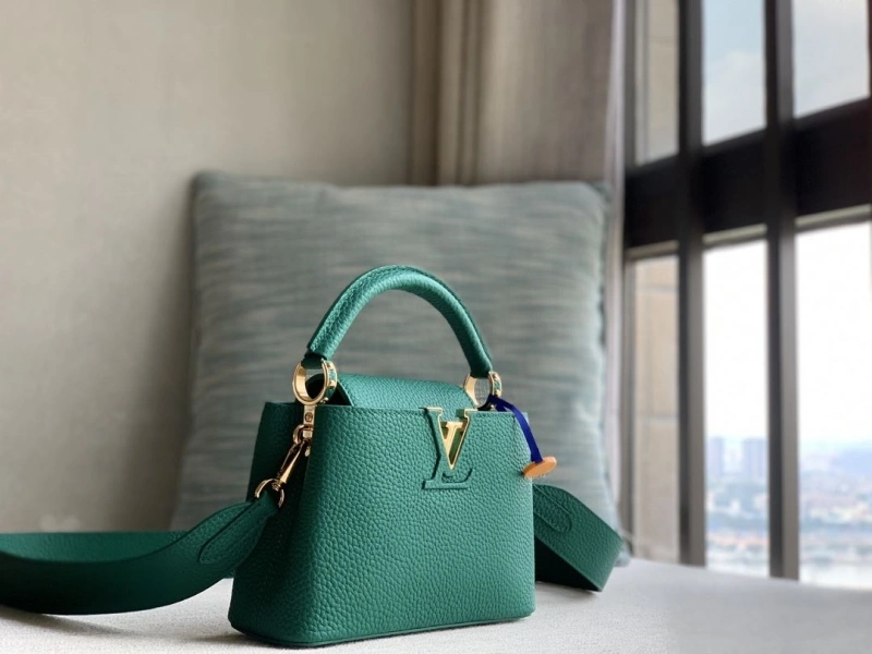 LV Capucines Bags 4365H-0099