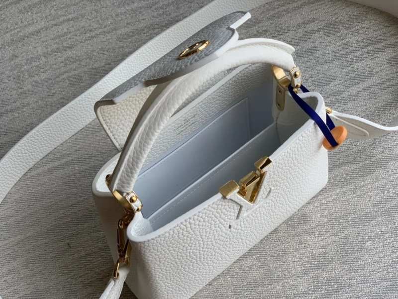 LV Capucines Bags 4365H-0100