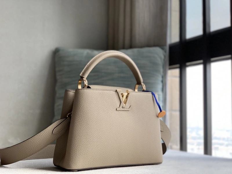 LV Capucines Bags 4365H-0103