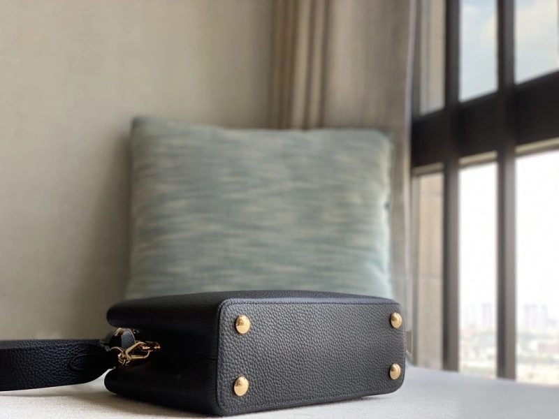 LV Capucines Bags 4365H-0104