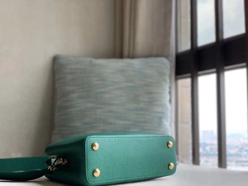 LV Capucines Bags 4365H-0105