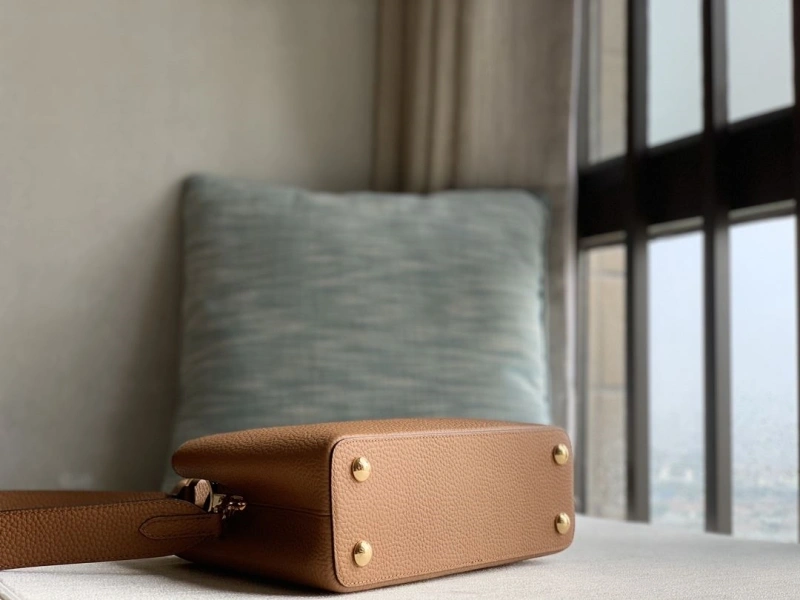 LV Capucines Bags 4365H-0106