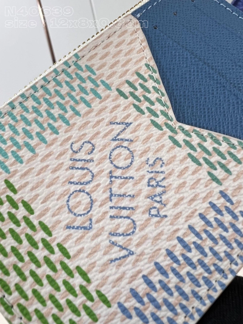 LV Wallets 4365H-0179