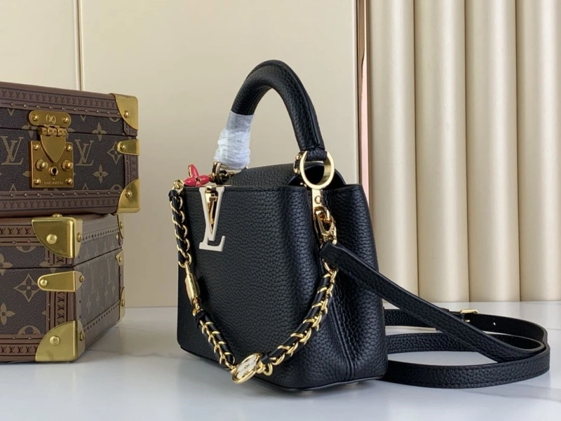 LV Capucines Bags 4365H-0215
