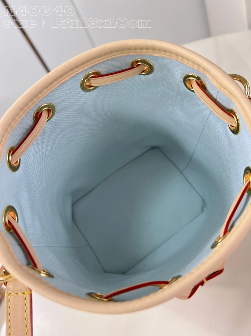 LV Wallets 4365H-0224