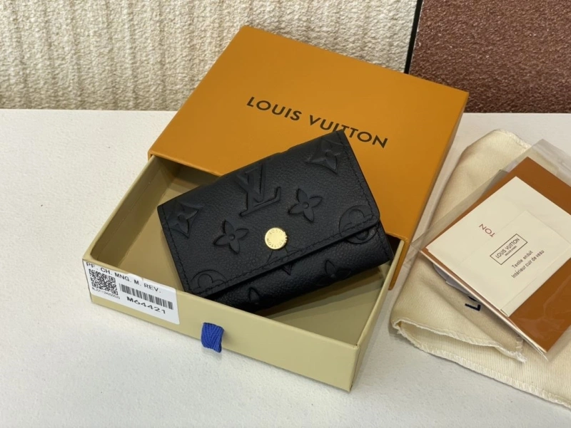 LV Wallets 4365H-0384