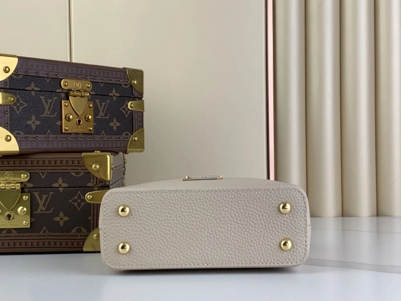 LV Capucines Bags 4365H-0487