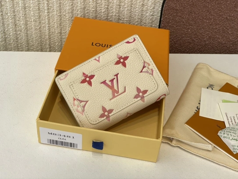 LV Wallets 4365H-0522