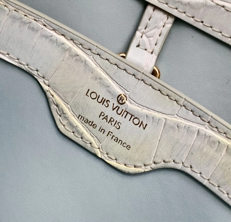 LV Capucines Bags 4365H-0540