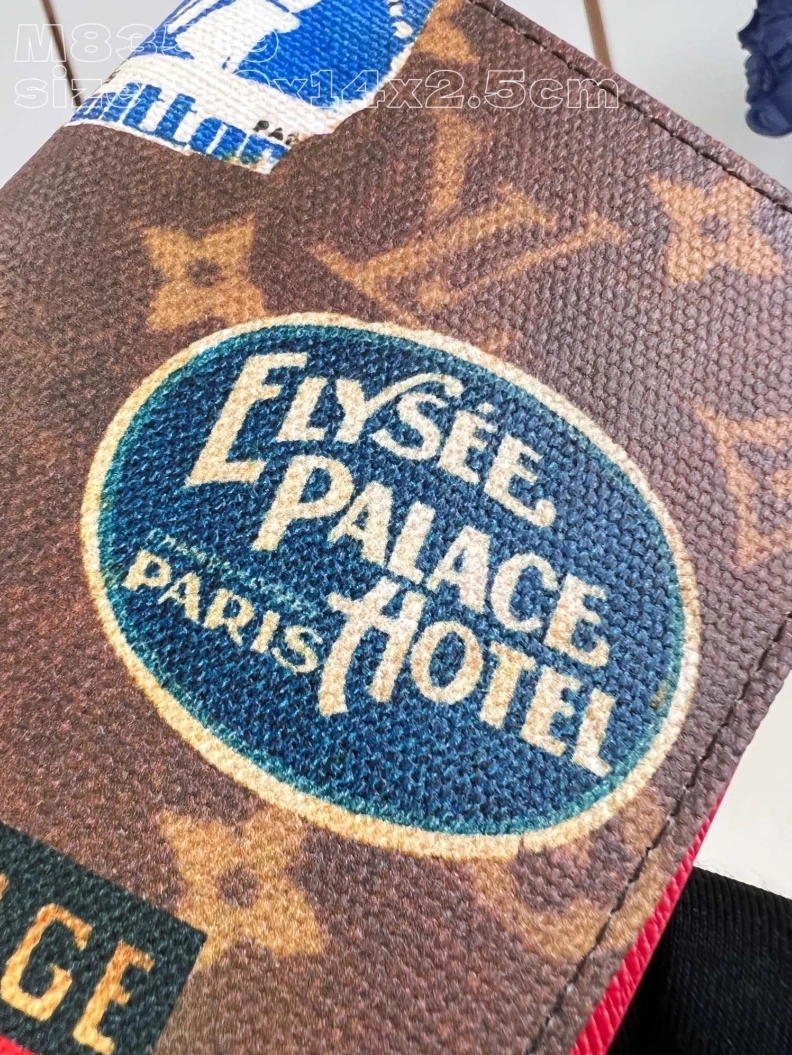 LV Wallets 4365H-0559