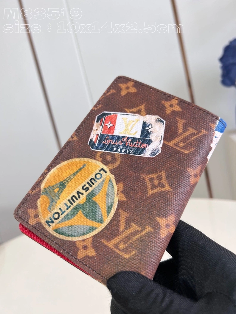 LV Wallets 4365H-0559