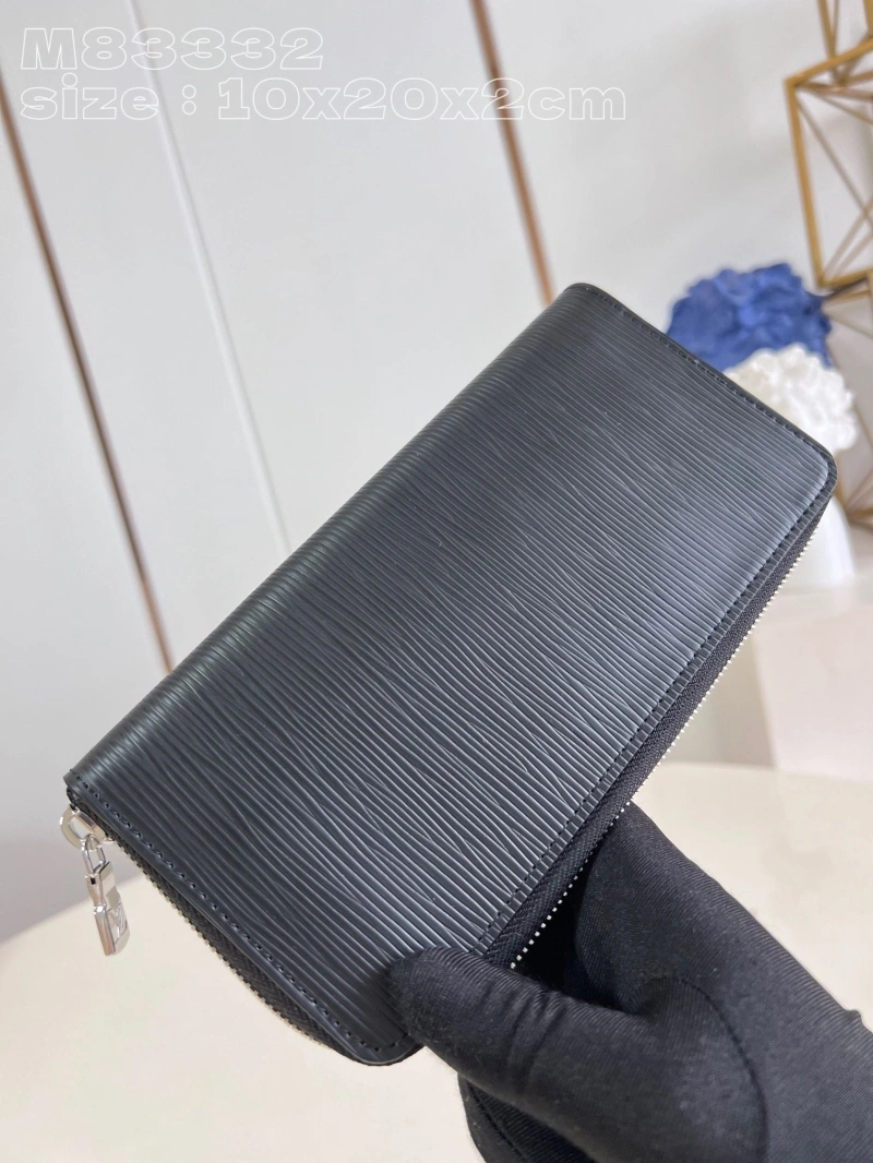 LV Wallets 4365H-0568