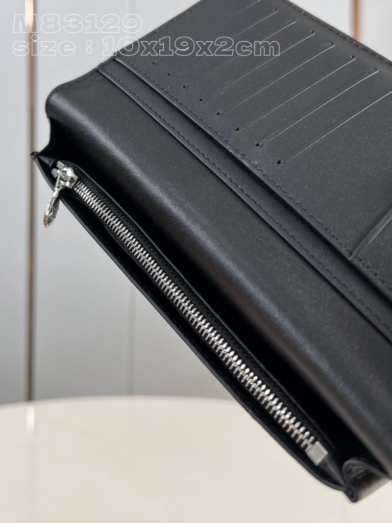 LV Wallets 4365H-0575