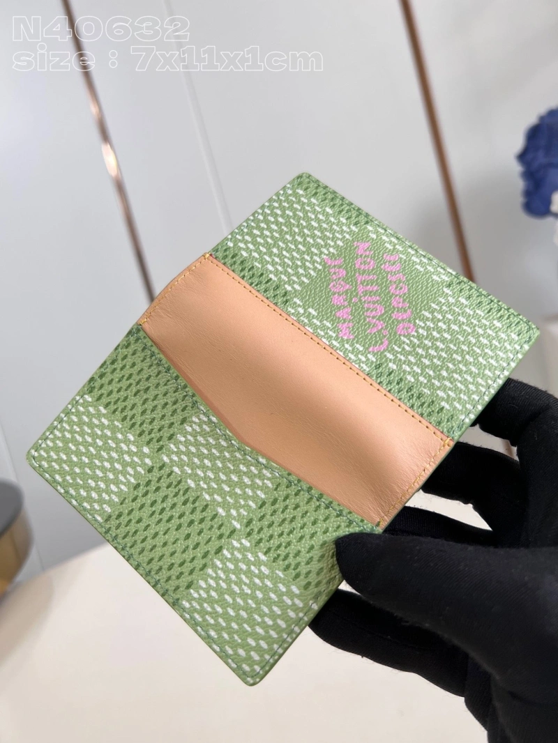 LV Wallets 4365H-0609