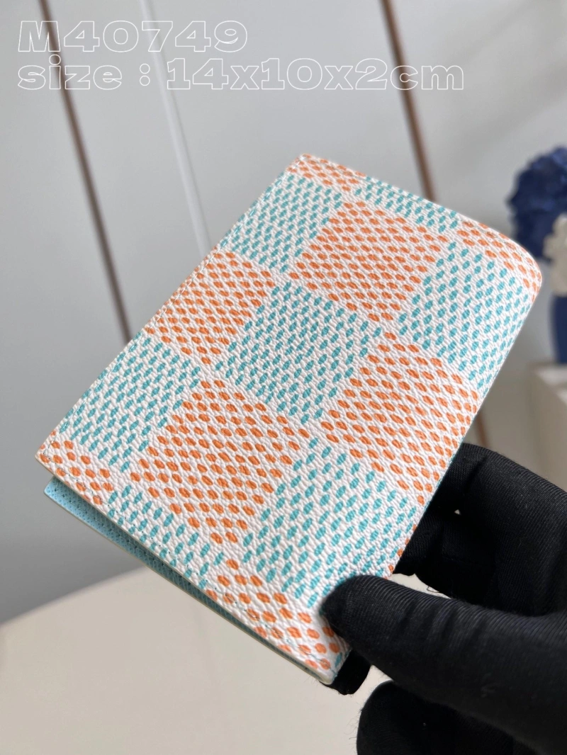 LV Wallets 4365H-0636