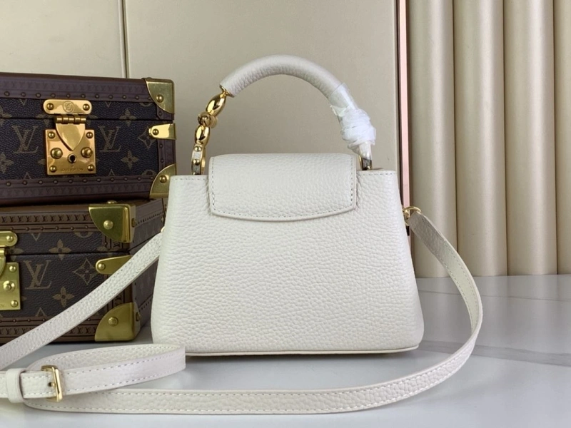 LV Capucines Bags 4365I-0015