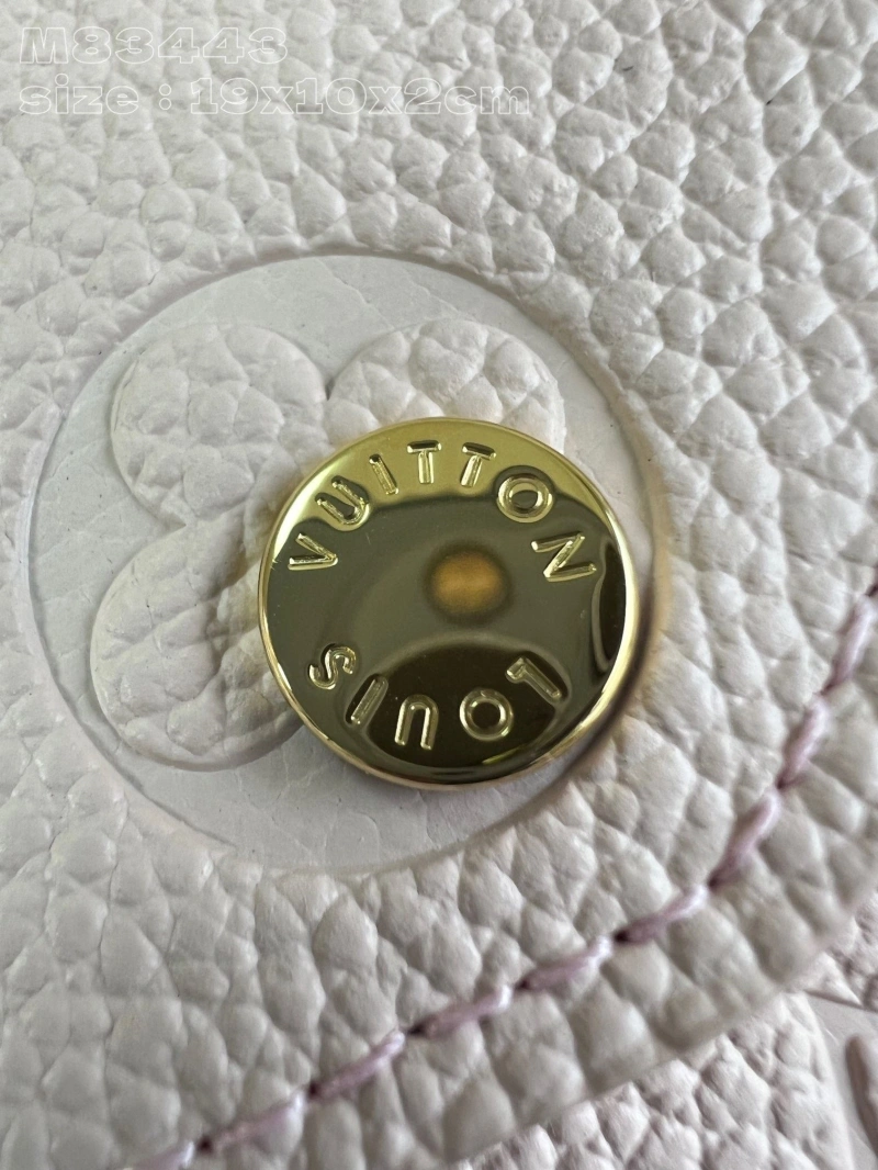 LV Wallets 4365I-0134