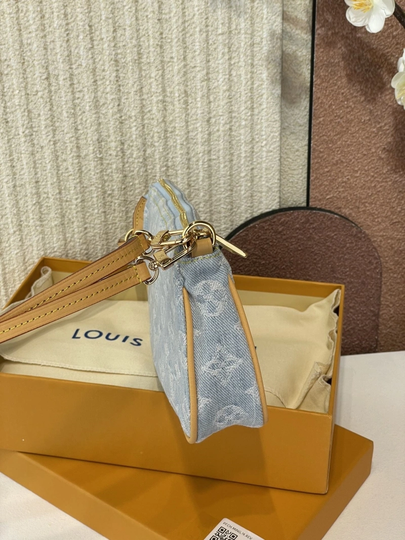 LV Clutch Bags 4365I-0238