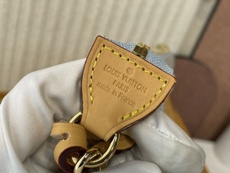 LV Clutch Bags 4365I-0238