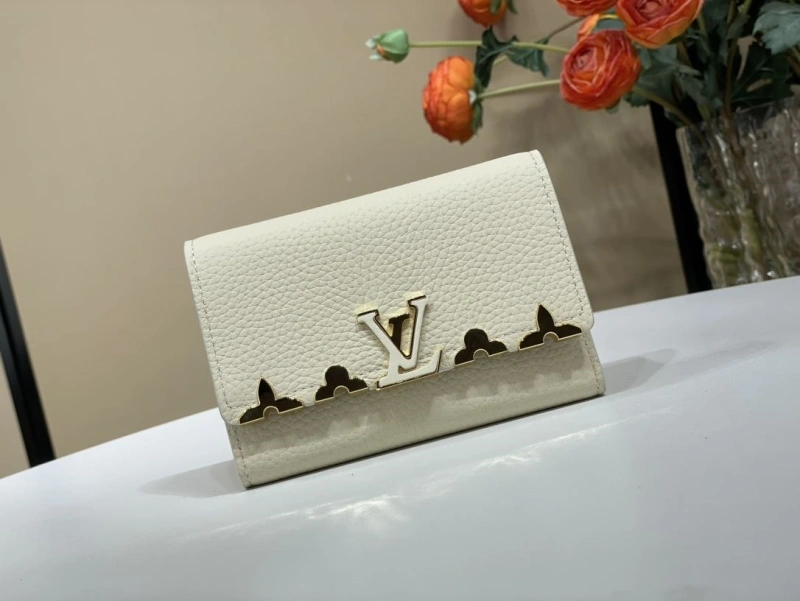 LV Wallets 4365I-0286