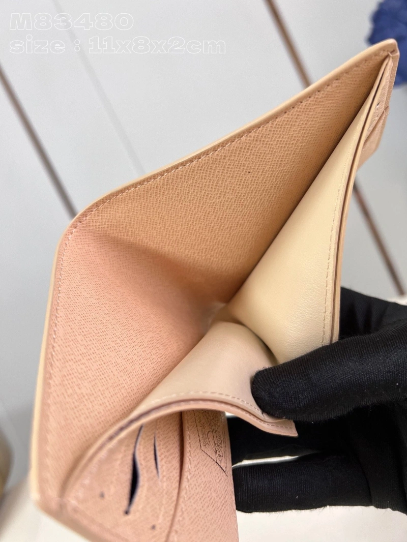 LV Wallets 4365I-0304