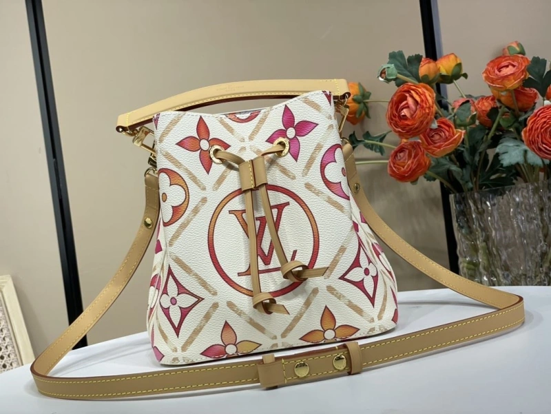 LV Bucket Bags 4365I-0358