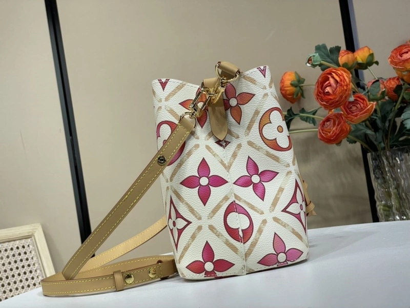 LV Bucket Bags 4365I-0358