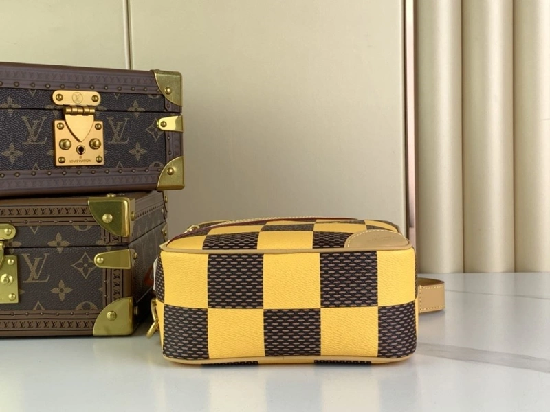 LV Box Bags 4365I-0441